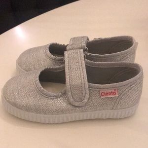 NWT CIENTA Girls Shoes